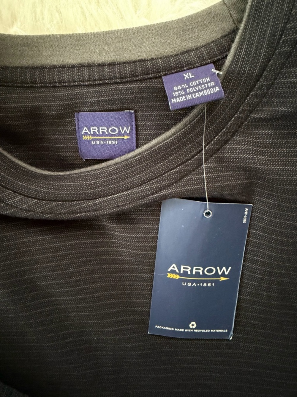 Arrow -  NWT Black Gray Striped Short-Sleeve Crew Neck Shirt Mens Size XL - Picture 2 of 5